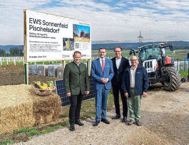 Energie AG und EWS errichten die größte Agri-PV-Anlage für Grün- und Ackerld in OÖ